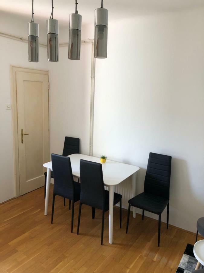 Roseman - Small Open Flat In The City Centre Διαμέρισμα Λιουμπλιάνα Εξωτερικό φωτογραφία